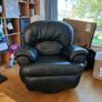 Leather Couch & 2 recliners Image 3