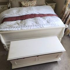 Sleigh bed, lockers and blanket box