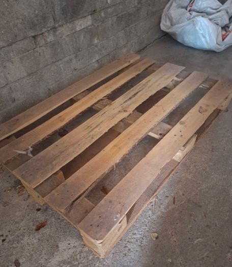 Free large dumpty bag & pallet