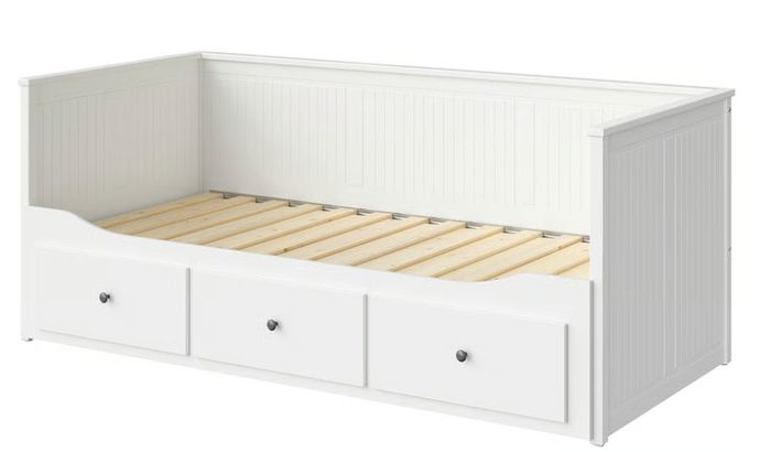 Day-bed w 3 drawers and with 2 mattresses