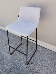 Bar stool