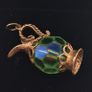 Selection of vintage  9ct yellow gold charms Image 9