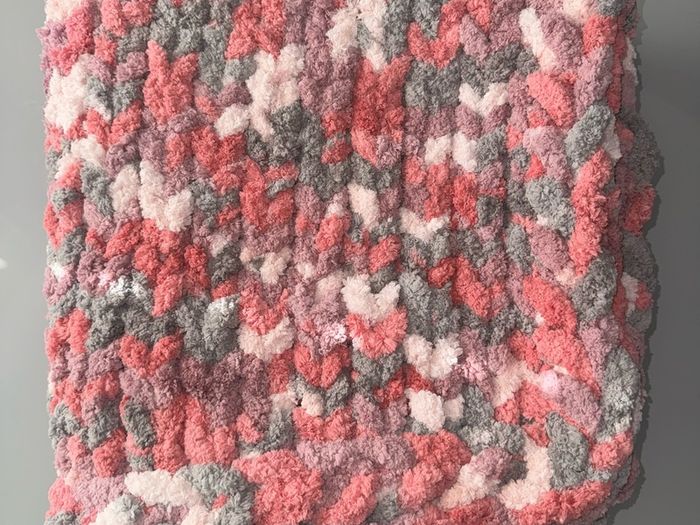 Lamb & Dale - Cherry Blossom Throw