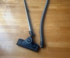 Miele  hose & head. .