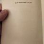 A Guide To  Irish  Antiques  And Antiquedealees 1967. Edited By  George Stacpoole. Paperback In Good Condition. Image 7