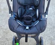Convertible Car Seat & Pushchair in Excellent Condition