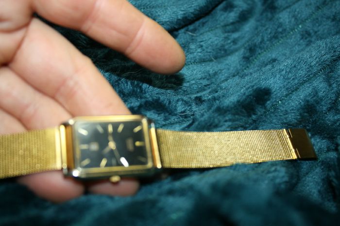 Vintage Citizen  black face Watch ,Quartz (fresh battery works fine)