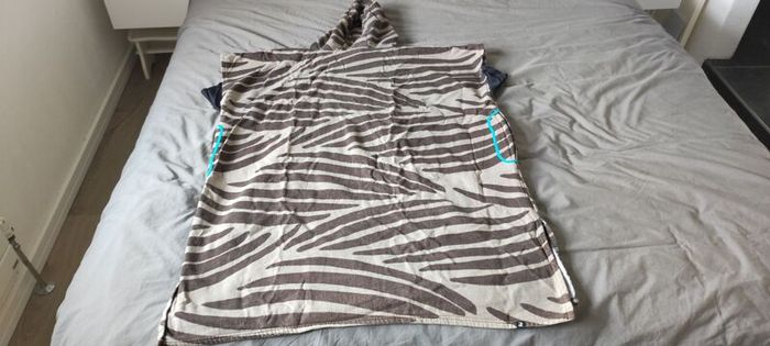 Swimming beach changing gown towel - kids/teens one size