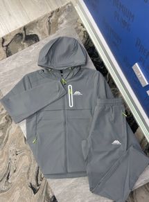 Trialberg tracksuit