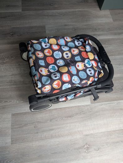 Compact stroller