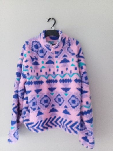 girls jumpers new with tags size 33-34