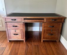 Desk & Pedestal