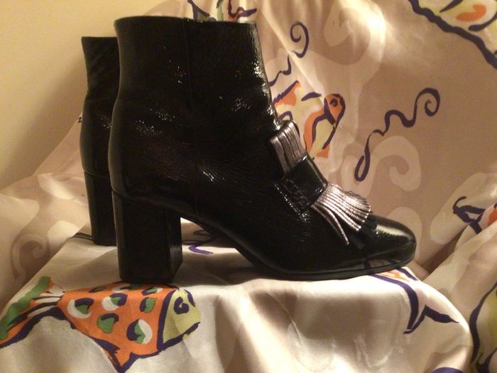 UNISA Ankle Boots