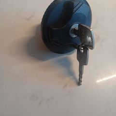 fuel tank lead