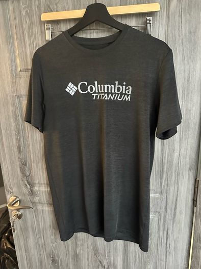 Columbia Top