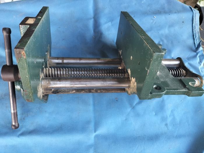 9" QR Woodworkers Vice