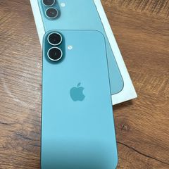 iPhone 16 mint condition simfree