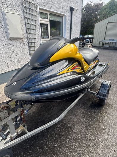 Yamaha GP1300r