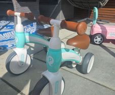 Toddler balance bike