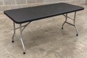 Trestle table