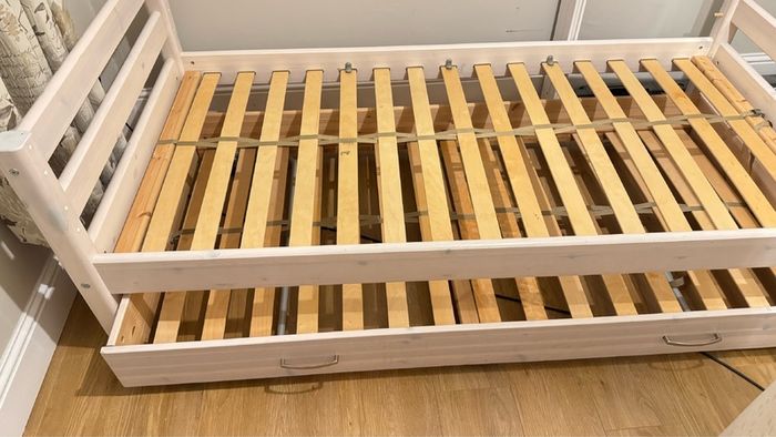 single bed
