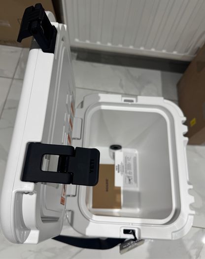 Yeti 24 Cool Box