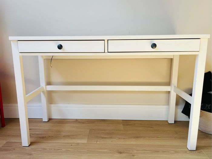 Desk with 2 drawers IKEA Hemnes white
