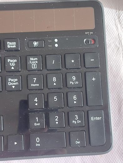 Logitech Wireless Solar Keyboard K750, excellent cosmetic condition, without  tiny Logitech Unifying receiver