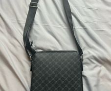 Cross body luxury bag brand new never used