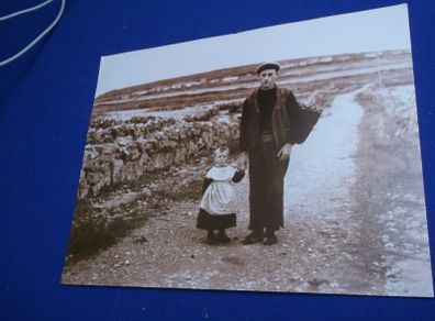 Prints - Showing Scenes From A By-gone Ireland