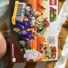 Lego super Mario Bowsers Car