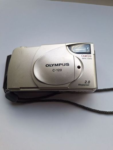 Olympus C-120 digital camera