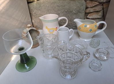 Various serving items free
