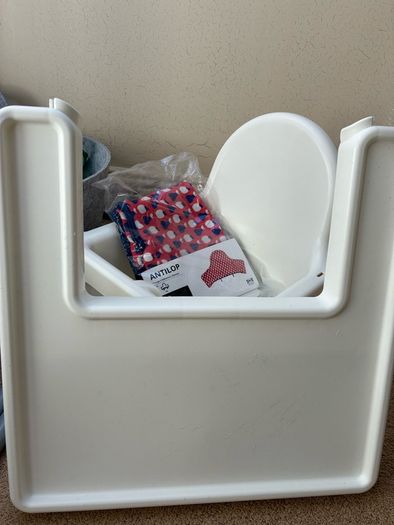 ikea high chair and cushion