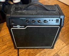 Gear4Music bass amp never used