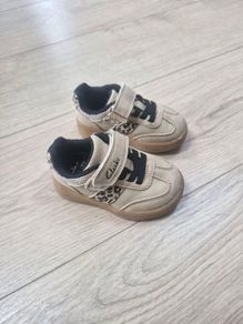 Toddler shoes
