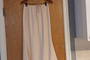 Shein Ivory  Lined Skirt.  S.' M.- 12.  New.