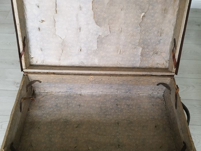 Old Vintage Trunk for sale