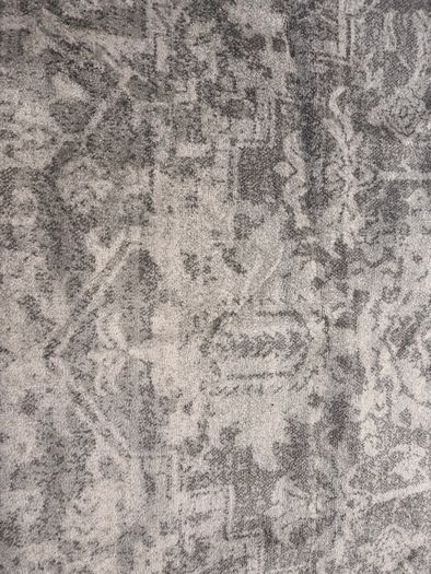 Large modern style rug (brand new)