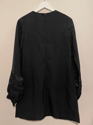 KARTA Stunning Black Longsleeve Cocktail Dress Size L!