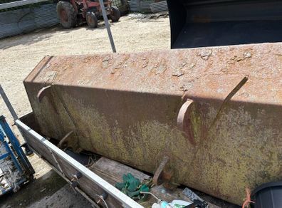 Tractor Bucket 63