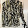 New Vila Top in Size Large / Size 12 gorgeous colour Image 8