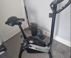 stationary exercise bike