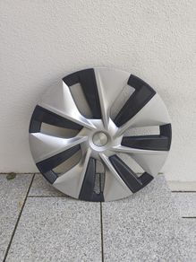 Tesla wheel covers