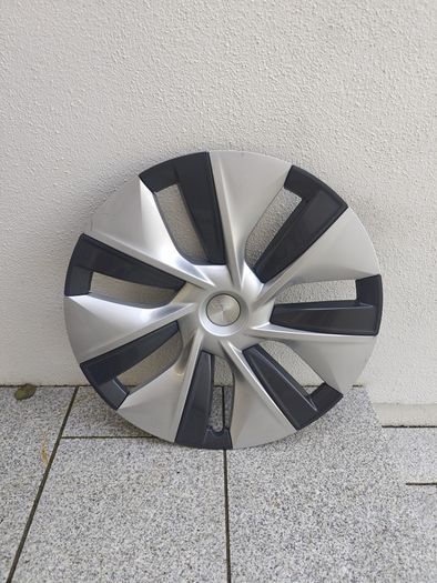 Tesla wheel covers