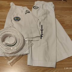 Kids ITF Taekwondo Dobok Uniform Size 120cm with White, Orange & Green Belts