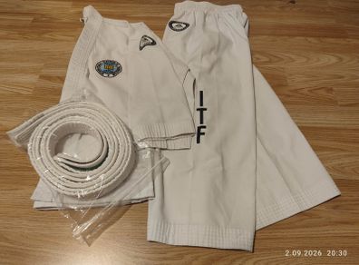 Kids ITF Taekwondo Dobok Uniform Size 120cm with White, Orange & Green Belts