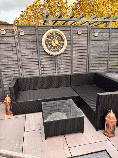 Corner garden suite