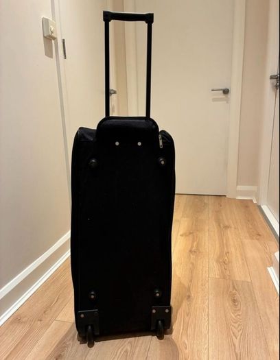 Travel Holdall with Handle and wheels