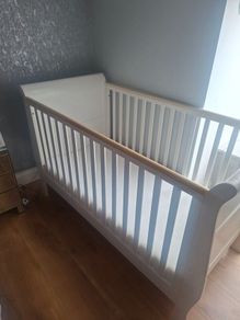 Mia Sleigh cot Mamas &Papas &mattress